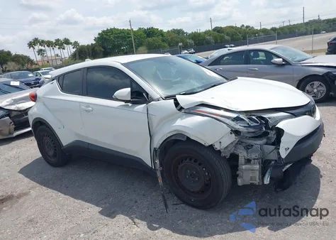 2021 Toyota C-Hr Le z USA, uszkodzony, nr VIN NMTKHMBX4MR130660
